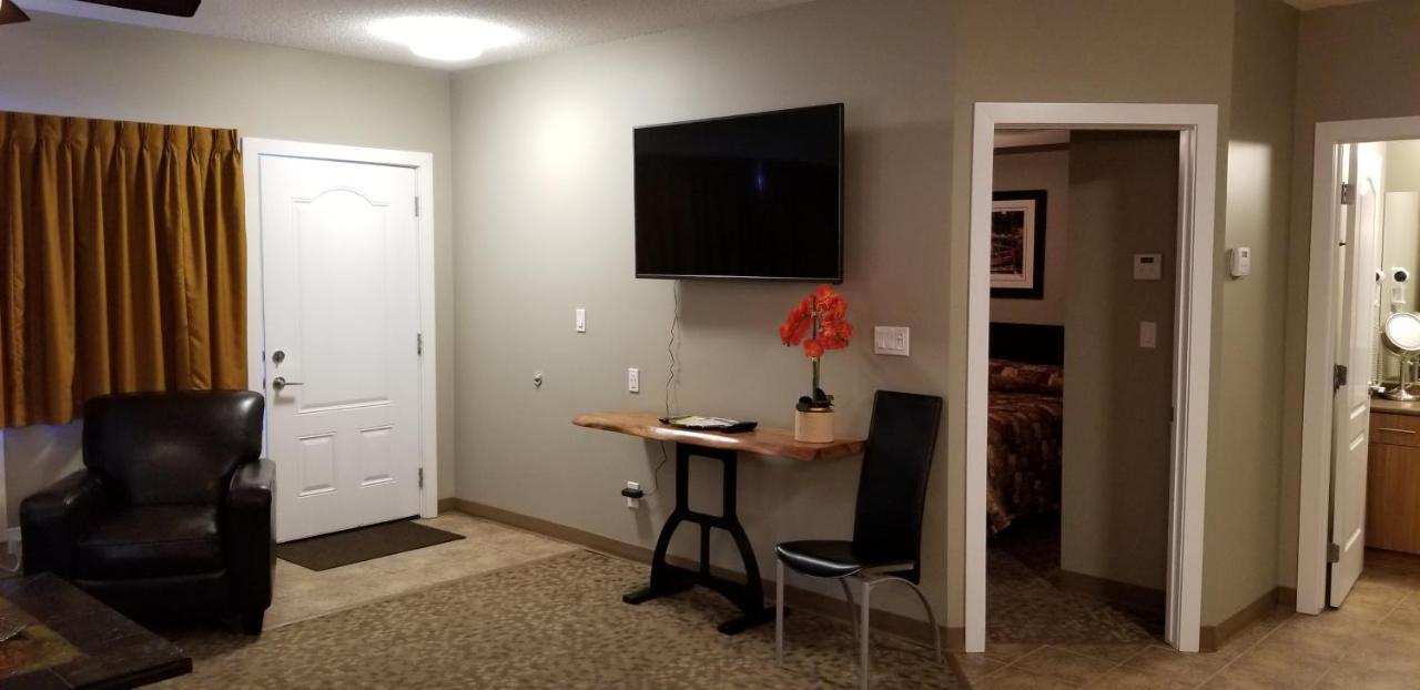 Alberta Beach Inn And Suites Εξωτερικό φωτογραφία